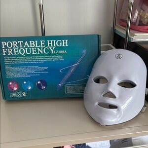 White LED Facial Mask and High Frequency Band